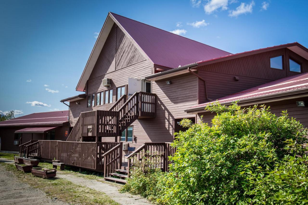 Bedrock Motel Mayo Landing Eksteriør bilde